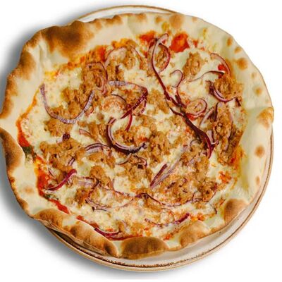С тунцом и красным луком в Tornano по цене 1320 ₽