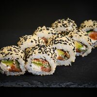 Ролл кунжутный Дракон в Кинг Sushi