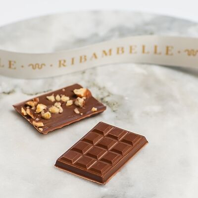 Темный шоколад с пеканом в Ribambelle по цене 200 ₽