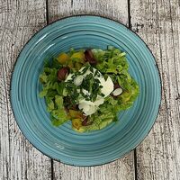 Салат картофельный с охотничьими колбасками в Луна Рыба