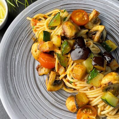 Паста томатная с овощами в Андеграунд Pizza & Sushi по цене 334 ₽