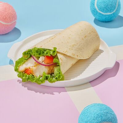 Фреш-ролл с курицей в Dostaевский по цене 309 ₽