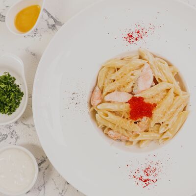 Пенне с лососем в Сакура по цене 360 ₽