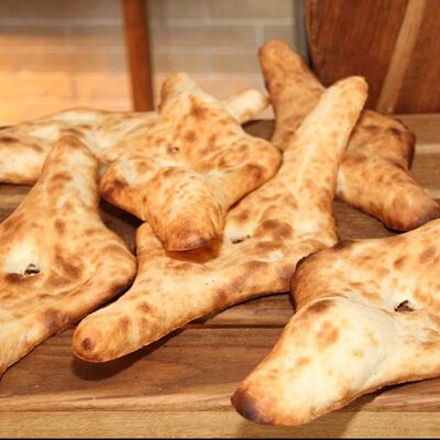 Грузинская лепешка (пури) в Шампур по цене 230 ₽