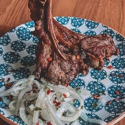 Шашлык из бараньих ребрышек в Соль & Перец по цене 877 ₽