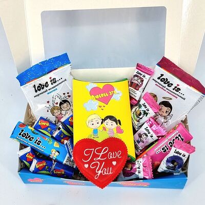 Подарочный бокс Love is... в Дарите красиво по цене 2750 ₽