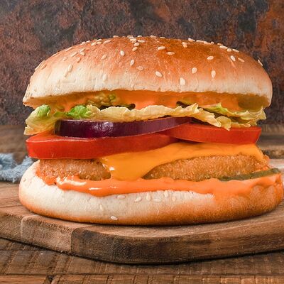 Бургер классик с говядиной в Grand Шаверма по цене 475 ₽