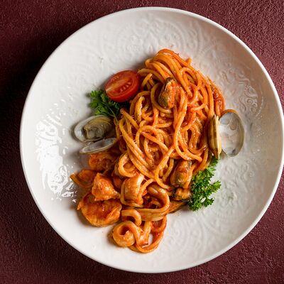 Фетучини с морепродуктами в Орден по цене 990 ₽