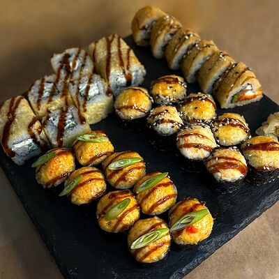 Горячий Сет в Black Ocean Sushi по цене 2350 ₽