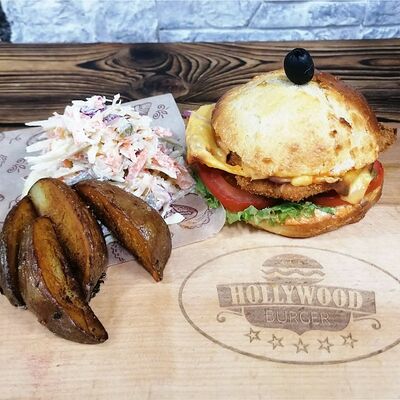 Бургер Ланч в Hollywood Burger по цене 550 ₽