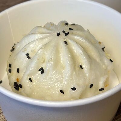 Булочка Баов Место встречи по цене 180 ₽