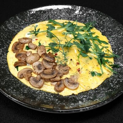 Омлет с грибами, сыром и зеленью в Wellfood по цене 26 р.