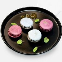 Макаруни в Caviar