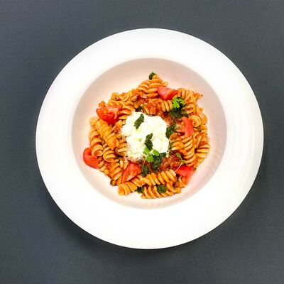 Паста Наполи со страчателлой в Amici Бар по цене 470 ₽