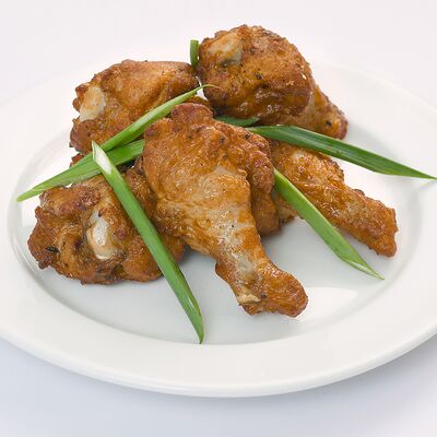 Острые куриные крылышки Баффало к пиву 5 шт. в ЧиллМил по цене 340 ₽