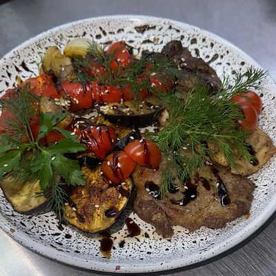 Мясное трио в Сказка lounge по цене 1580 ₽