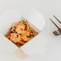 Wok с креветками в Рис норис