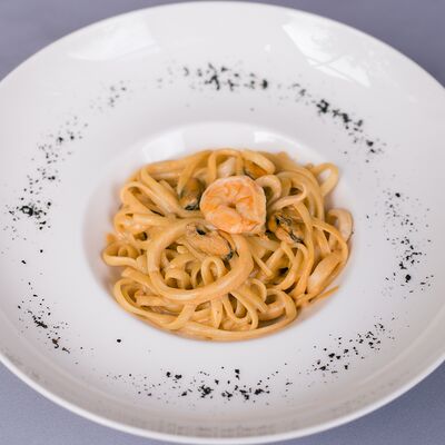 Паста с морепродуктами в ЛукоСу по цене 515 ₽
