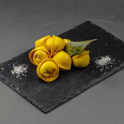 Пельмени куриные ручной лепки в Вкусная усадьба по цене 690 ₽