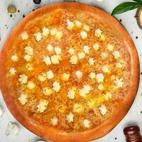 Пицца Гранд чиз в Соренто