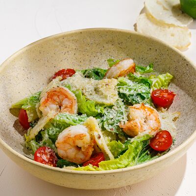 Цезарь с креветками в Мангал&Грузия по цене 790 ₽