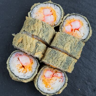 Жареный ролл Креветка-краб в Хорошие руки - Роллы по цене 940 ₽