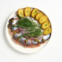 Сельдь с картофелем в SkyLounge