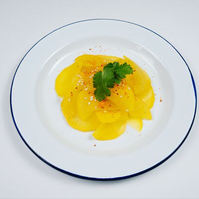 Маринованный дайкон в Китайка по цене 240 ₽