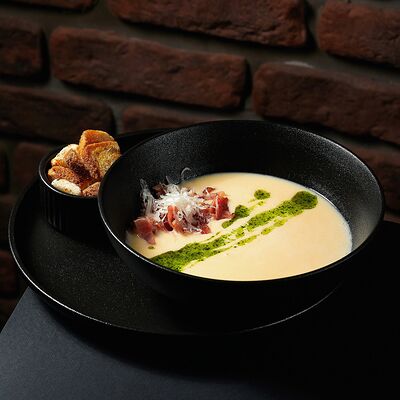 Сырный суп с беконом в Encore Ervier по цене 660 ₽