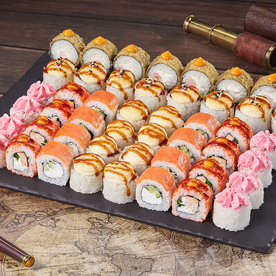 Сет Новогоднее путешествие в Мир Суши по цене 1729 ₽