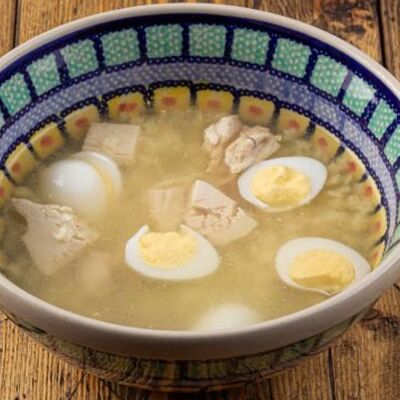 Куриная вермишель с перепелиным яйцом в Сыроварня по цене 220 ₽