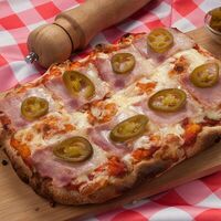 Бекон и Халапеньо в Perotti Pizza