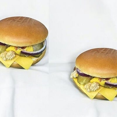 Пара Рент Чизбургер с куриными стрипсамив Рент кафе по цене 690 ₽