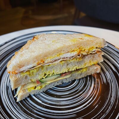 Клаб Сэндвич с курицей и беконом в Блеск по цене 180