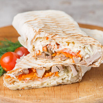 Шаурма со свининой в Мангал хаус по цене 430 ₽