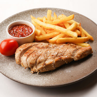 Куриная грудка стейк в Pascucci cafe по цене 430 ₽