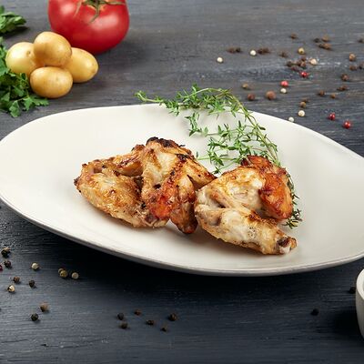 Шашлык из куриных крыльев в Мангал по цене 310 ₽