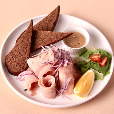 Строганина из пеламиды в Папи бар по цене 850 ₽