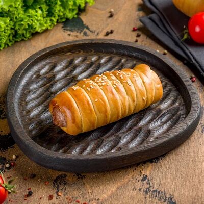 Сосиска в тесте в Raxat Halal по цене 100