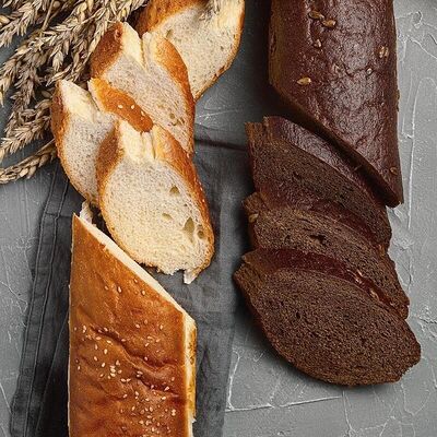 Черный багет с отрубями в Корчма по цене 70