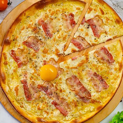 Пицца Карбонара в Кухня для друзей по цене 789 ₽
