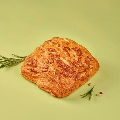 Слойка Хачапури в Люди Любят по цене 104 ₽