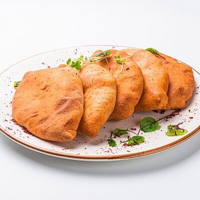 Пирожок с капустой в Саттва по цене 150 ₽