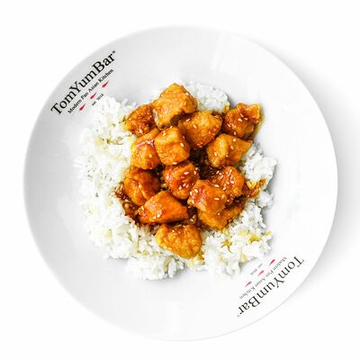 Курица терияки с кунжутом и рисом в TomYumBar по цене 488