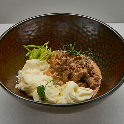 Д Бефстрогонов в Цех этого города по цене 629 ₽