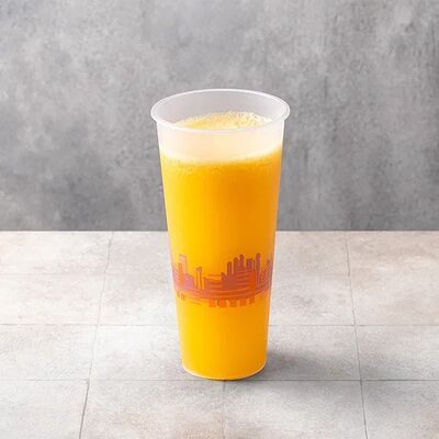 Свежевыжатый апельсиновый сок в Шоколадница по цене 460 ₽