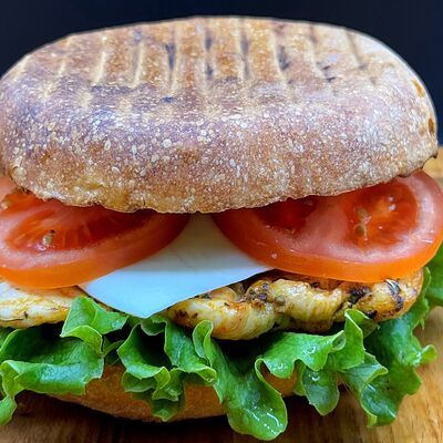 Чикенбургер в Don Pita по цене 300 ₽