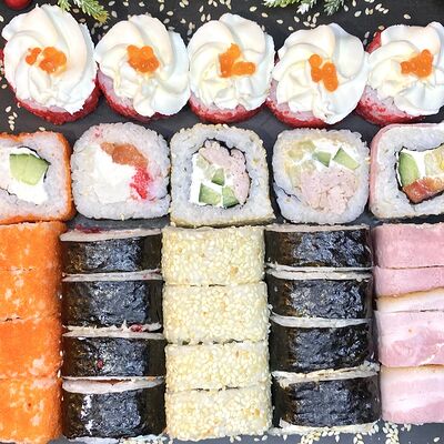 Новый день в Sushi-Shop по цене 1030 ₽