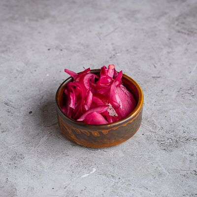 Маринованный лук в Бар 108 по цене 55 ₽