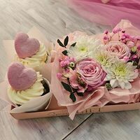 Набор 2 капкейка и цветыв Джем